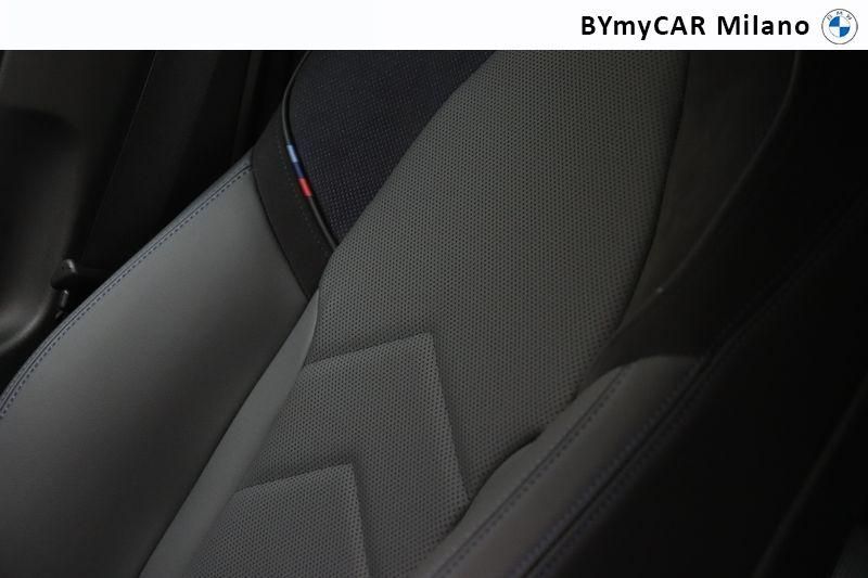 BMW Serie 5 520d Touring 48V xdrive MSport auto https://cdn.bymycar.eu/it-bo/assets/images/vehicles/vo/4492/BMW-SERIE-5-G61-2024-TOURING-jpg-14.jpg