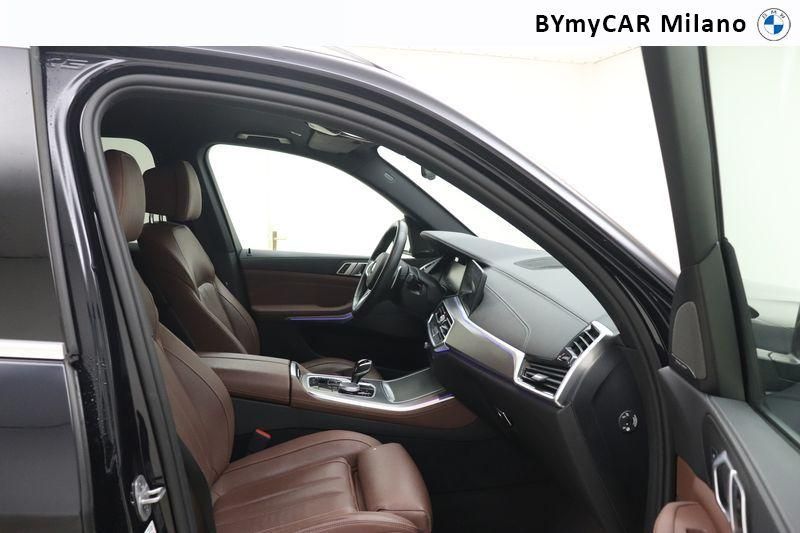 BMW X5 X5 xdrive30d mhev 48V Msport auto https://cdn.bymycar.eu/it-bo/assets/images/vehicles/vo/4505/BMW-X5-G05-2018-jpg-13.jpg
