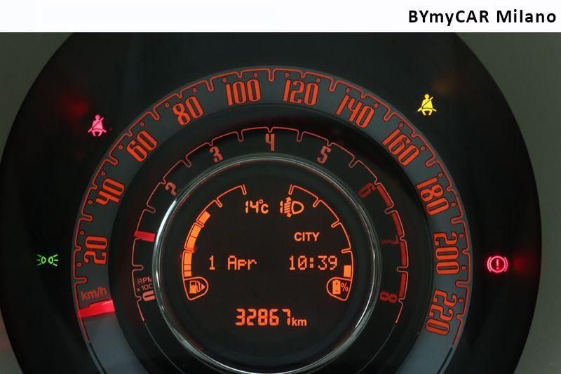 Fiat 500 500C 1.0 hybrid Dolcevita 70cv https://cdn.bymycar.eu/it-bo/assets/images/vehicles/vo/4511/FIAT-500C-III-2015-jpg-10.jpg