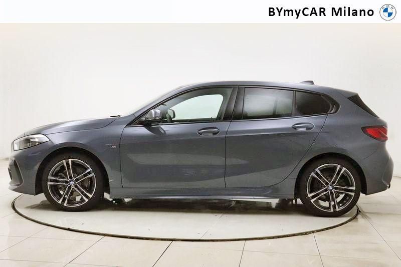 BMW Serie 1 118d Msport auto https://cdn.bymycar.eu/it-bo/assets/images/vehicles/vo/4541/BMW-SERIE-1-F40-jpg-2.jpg