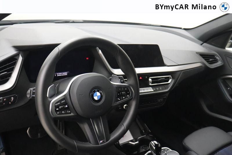 BMW Serie 1 118d Msport auto https://cdn.bymycar.eu/it-bo/assets/images/vehicles/vo/4544/BMW-SERIE-1-F40-jpg-11.jpg