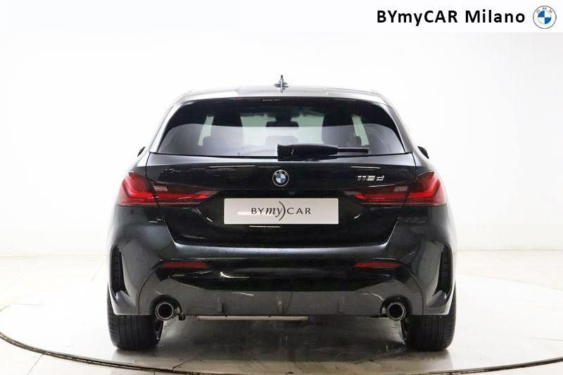BMW Serie 1 118d Msport auto https://cdn.bymycar.eu/it-bo/assets/images/vehicles/vo/4544/BMW-SERIE-1-F40-jpg-3.jpg
