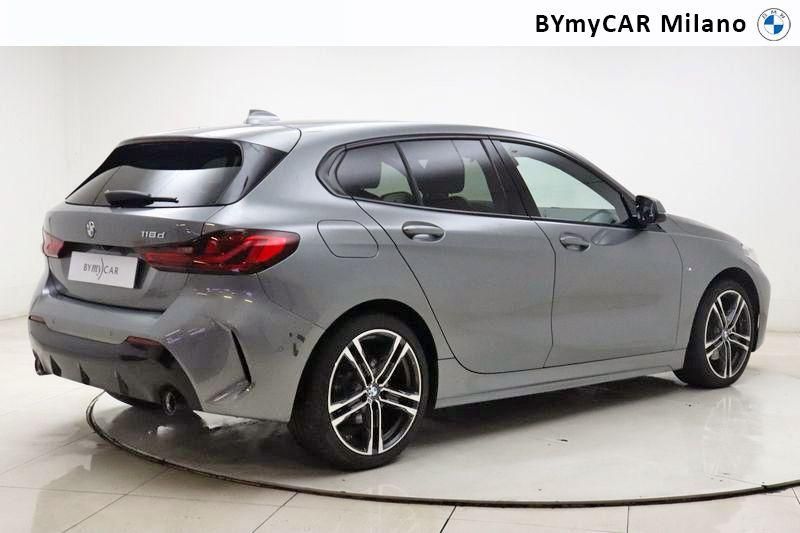 BMW Serie 1 118d Msport auto https://cdn.bymycar.eu/it-bo/assets/images/vehicles/vo/4546/BMW-SERIE-1-F40-jpg-7.jpg