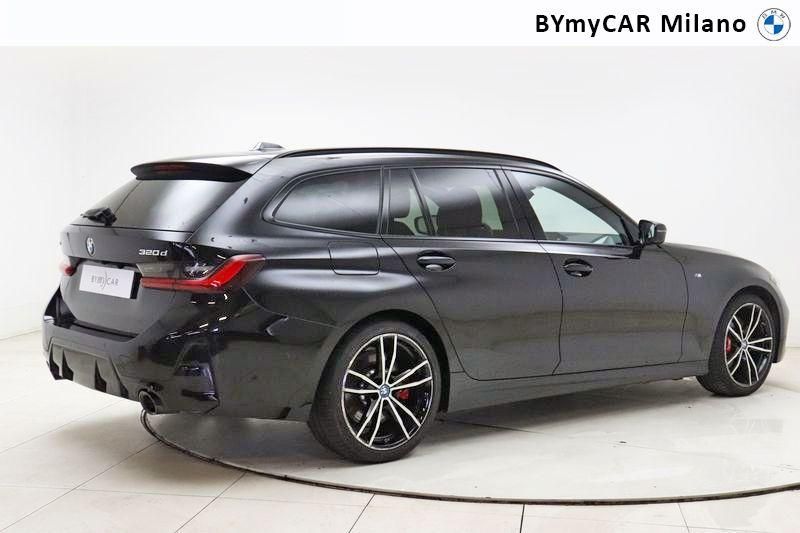 BMW Serie 3 320d Touring mhev 48V xdrive MSport auto https://cdn.bymycar.eu/it-bo/assets/images/vehicles/vo/4558/BMW-SERIE-3-G21-2022-TOURING-jpg-7.jpg
