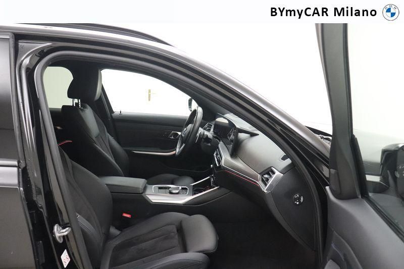 BMW Serie 3 320d Touring mhev 48V xdrive MSport auto https://cdn.bymycar.eu/it-bo/assets/images/vehicles/vo/4558/BMW-SERIE-3-G21-2022-TOURING-jpg-8.jpg