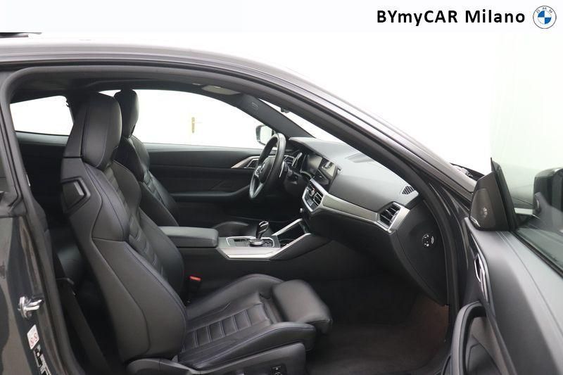 BMW Serie 4 M440i Coupe mhev 48V xdrive auto https://cdn.bymycar.eu/it-bo/assets/images/vehicles/vo/4570/BMW-SERIE-4-G22-2020-COUPE-jpg-8.jpg