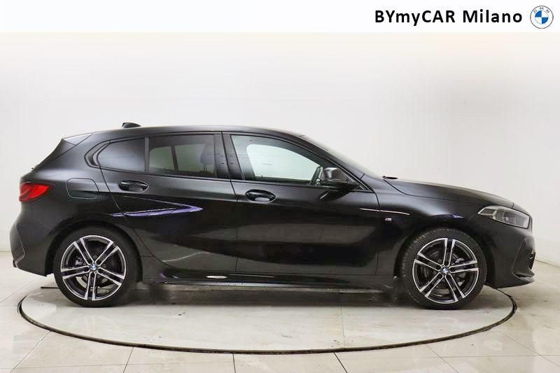 BMW Serie 1 118d Msport auto https://cdn.bymycar.eu/it-bo/assets/images/vehicles/vo/4574/BMW-SERIE-1-F40-jpg-6.jpg