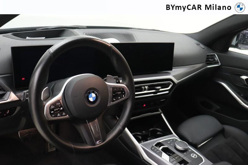 BMW Serie 3 320d Touring mhev 48V xdrive MSport auto https://cdn.bymycar.eu/it-bo/assets/images/vehicles/vo/4583/BMW-SERIE-3-G21-2022-TOURING-jpg-11.jpg