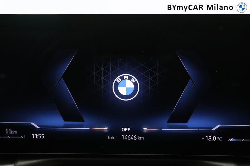 BMW Serie 3 320d Touring mhev 48V xdrive MSport auto https://cdn.bymycar.eu/it-bo/assets/images/vehicles/vo/4584/BMW-SERIE-3-G21-2022-TOURING-jpg-12.jpg