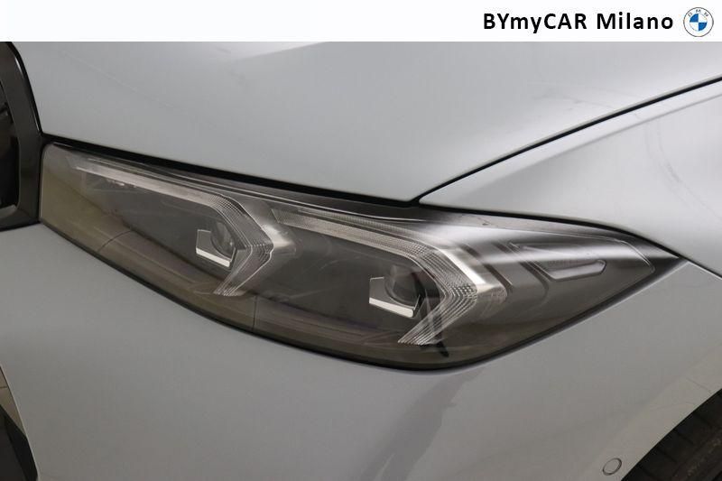 BMW Serie 3 320d Touring mhev 48V xdrive MSport auto https://cdn.bymycar.eu/it-bo/assets/images/vehicles/vo/4585/BMW-SERIE-3-G21-2022-TOURING-jpg-10.jpg