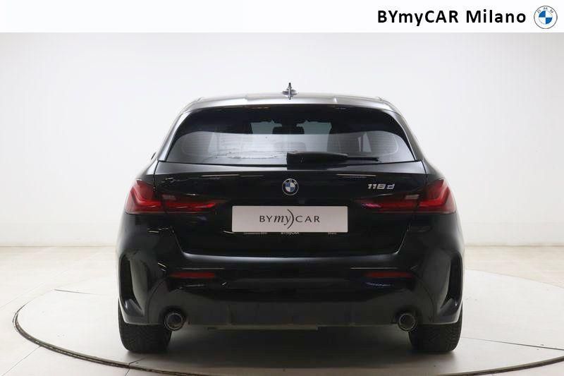 BMW Serie 1 118d Msport auto https://cdn.bymycar.eu/it-bo/assets/images/vehicles/vo/4606/BMW-SERIE-1-F40-jpg-3.jpg