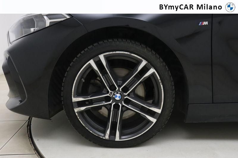 BMW Serie 1 118d Msport auto https://cdn.bymycar.eu/it-bo/assets/images/vehicles/vo/4606/BMW-SERIE-1-F40-jpg-9.jpg
