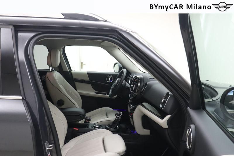 Mini Countryman Mini Countryman 2.0 Cooper S Hype all4 auto https://cdn.bymycar.eu/it-bo/assets/images/vehicles/vo/4607/MINI-MINI-COUNTRYMAN-F60-2017-jpg-9.jpg