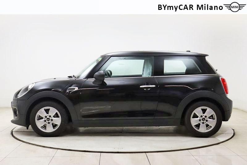 Mini Mini Mini 3p 1.5 One 75cv https://cdn.bymycar.eu/it-bo/assets/images/vehicles/vo/4608/MINI-MINI-IV-F56-2018-3P-jpg-3.jpg