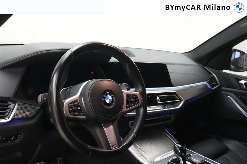 BMW X5 X5 xdrive25d Msport auto https://cdn.bymycar.eu/it-bo/assets/images/vehicles/vo/4623/BMW-X5-G05-2018-jpg-11.jpg