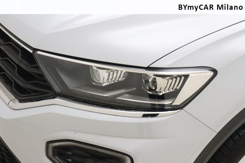 Volkswagen T-Roc T-Roc 2.0 tdi Style 150cv dsg https://cdn.bymycar.eu/it-bo/assets/images/vehicles/vo/4627/VOLKSWAGEN-T-ROC-2022-jpg-10.jpg