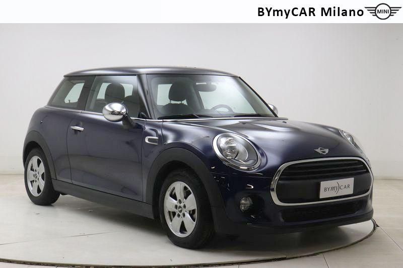 Mini Mini Mini 1.2 One Boost 3p https://cdn.bymycar.eu/it-bo/assets/images/vehicles/vo/4635/MINI-MINI-IV-F55-F56-2014-jpg-5.jpg