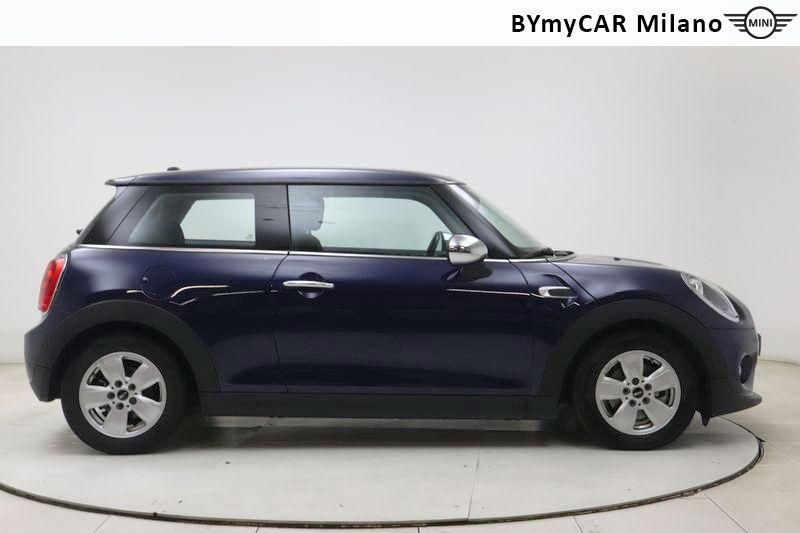 Mini Mini Mini 1.2 One Boost 3p https://cdn.bymycar.eu/it-bo/assets/images/vehicles/vo/4635/MINI-MINI-IV-F55-F56-2014-jpg-6.jpg