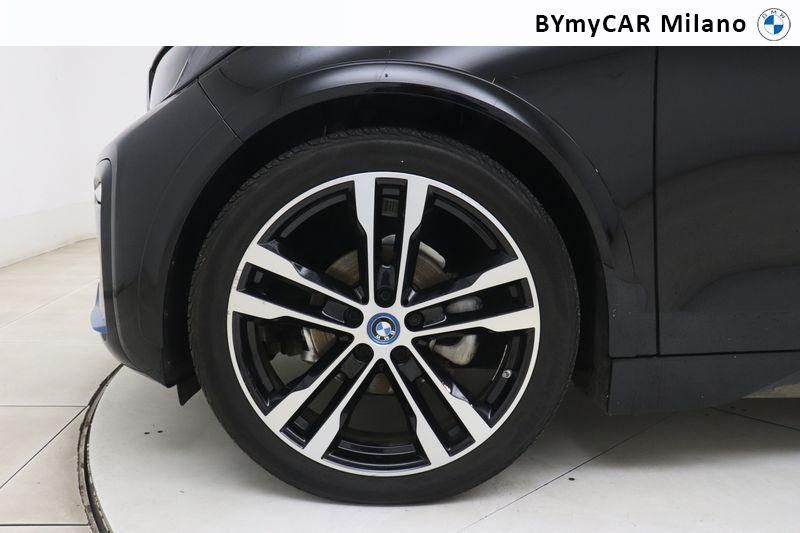 BMW i3 i3s 120Ah Advantage https://cdn.bymycar.eu/it-bo/assets/images/vehicles/vo/4636/BMW-I3-2018-jpg-9.jpg