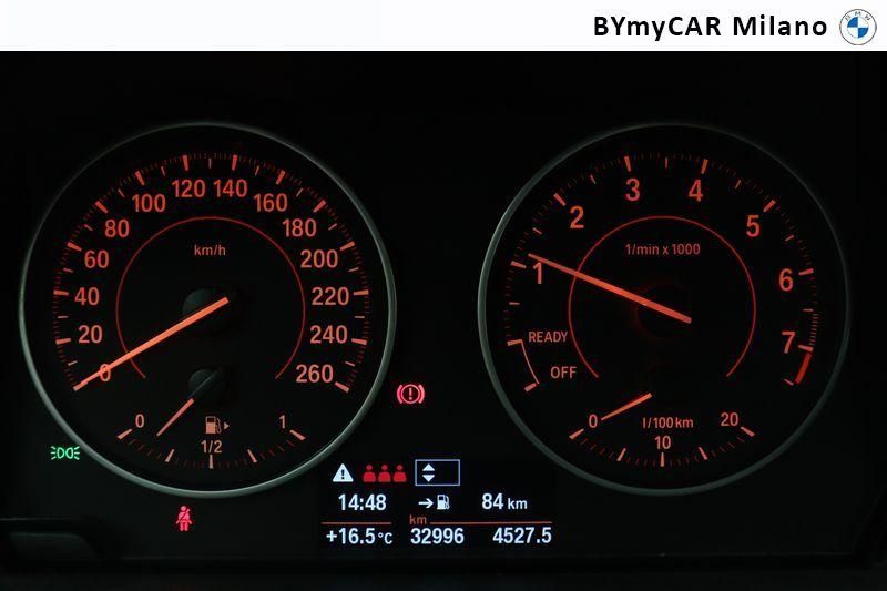 BMW Serie 1 116i Msport 5p https://cdn.bymycar.eu/it-bo/assets/images/vehicles/vo/4640/BMW-SERIE-1-F-2F20-21-2015-jpg-12.jpg