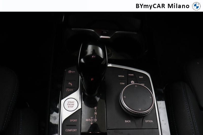 BMW Serie 1 118d Msport auto https://cdn.bymycar.eu/it-bo/assets/images/vehicles/vo/4648/BMW-SERIE-1-F40-jpg-11.jpg