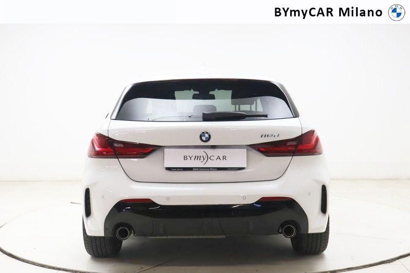 BMW Serie 1 118d Msport auto https://cdn.bymycar.eu/it-bo/assets/images/vehicles/vo/4648/BMW-SERIE-1-F40-jpg-4.jpg