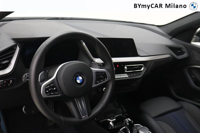 BMW Serie 1 118d Msport auto https://cdn.bymycar.eu/it-bo/assets/images/vehicles/vo/4650/BMW-SERIE-1-F40-jpg-11.jpg