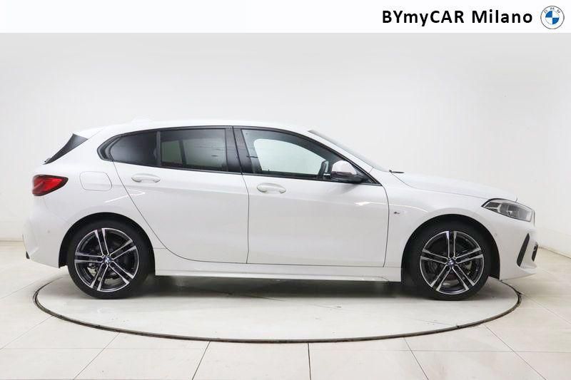 BMW Serie 1 118d Msport auto https://cdn.bymycar.eu/it-bo/assets/images/vehicles/vo/4656/BMW-SERIE-1-F40-jpg-6.jpg