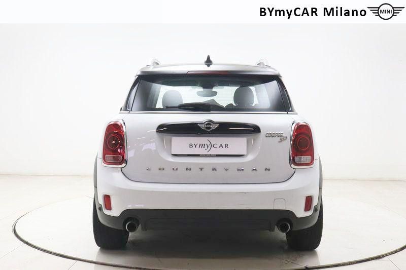Mini Countryman Mini Countryman 2.0 Cooper SD Hype auto https://cdn.bymycar.eu/it-bo/assets/images/vehicles/vo/4657/MINI-MINI-COUNTRYMAN-F60-2017-jpg-3.jpg
