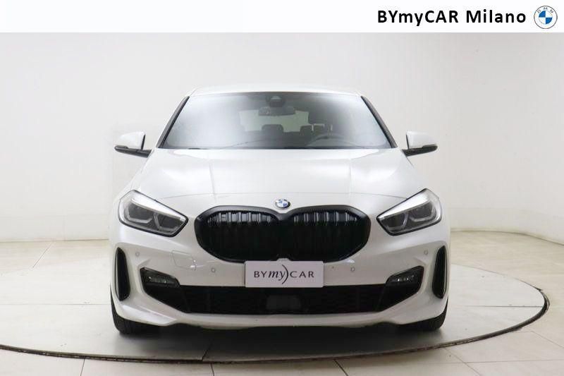 BMW Serie 1 118d Msport auto https://cdn.bymycar.eu/it-bo/assets/images/vehicles/vo/4659/BMW-SERIE-1-F40-jpg-4.jpg