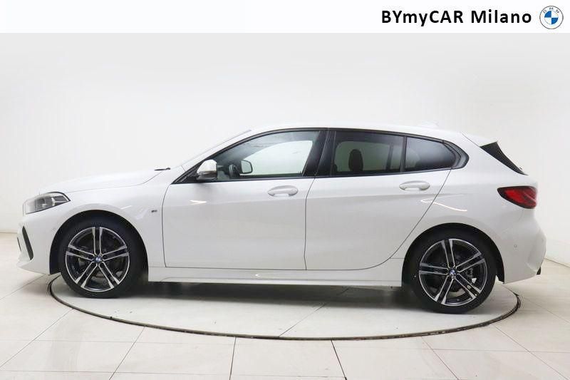 BMW Serie 1 118d Msport auto https://cdn.bymycar.eu/it-bo/assets/images/vehicles/vo/4660/BMW-SERIE-1-F40-jpg-2.jpg