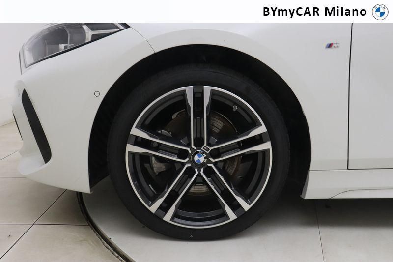 BMW Serie 1 118d Msport auto https://cdn.bymycar.eu/it-bo/assets/images/vehicles/vo/4660/BMW-SERIE-1-F40-jpg-9.jpg