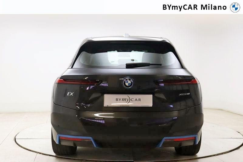 BMW iX iX xdrive40 pacchetto sportivo https://cdn.bymycar.eu/it-bo/assets/images/vehicles/vo/4662/BMW-IX-I20-2021-jpg-3.jpg