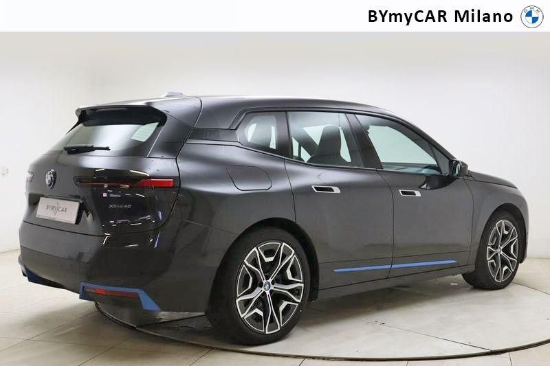 BMW iX iX xdrive40 pacchetto sportivo https://cdn.bymycar.eu/it-bo/assets/images/vehicles/vo/4662/BMW-IX-I20-2021-jpg-7.jpg