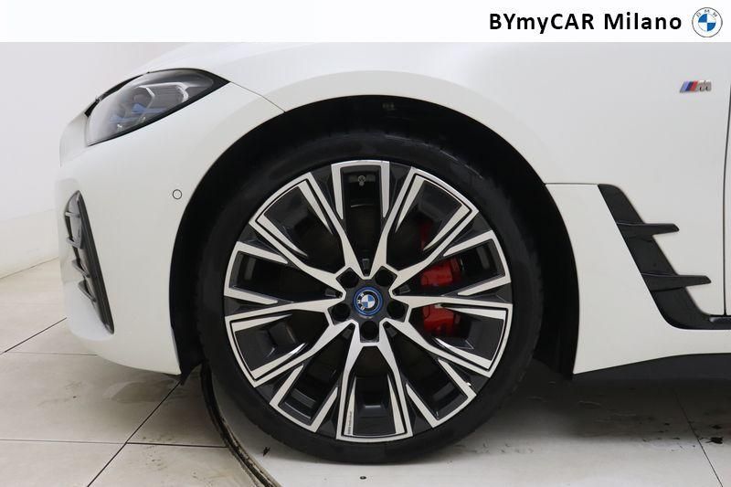 BMW Serie 4 i4 M50 https://cdn.bymycar.eu/it-bo/assets/images/vehicles/vo/4664/BMW-I4-G26-2021-jpg-9.jpg