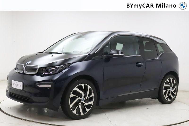 BMW i3 i3 120Ah Advantage https://cdn.bymycar.eu/it-bo/assets/images/vehicles/vo/4667/BMW-I3-2018-jpg-0.jpg