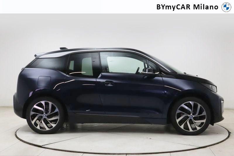 BMW i3 i3 120Ah Advantage https://cdn.bymycar.eu/it-bo/assets/images/vehicles/vo/4667/BMW-I3-2018-jpg-6.jpg