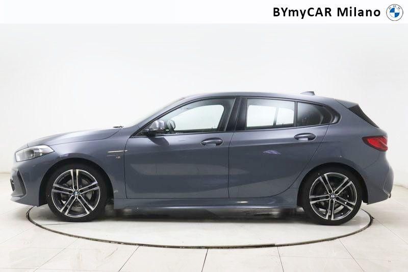 BMW Serie 1 118d Msport auto https://cdn.bymycar.eu/it-bo/assets/images/vehicles/vo/4672/BMW-SERIE-1-F40-jpg-2.jpg
