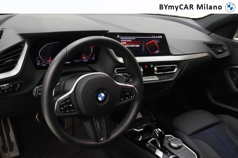 BMW Serie 1 118d Msport auto https://cdn.bymycar.eu/it-bo/assets/images/vehicles/vo/4674/BMW-SERIE-1-F40-jpg-10.jpg
