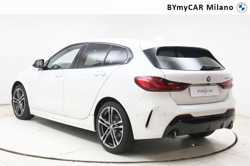 BMW Serie 1 118d Msport auto https://cdn.bymycar.eu/it-bo/assets/images/vehicles/vo/4674/BMW-SERIE-1-F40-jpg-14.jpg