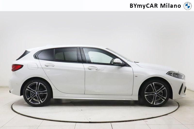 BMW Serie 1 118d Msport auto https://cdn.bymycar.eu/it-bo/assets/images/vehicles/vo/4674/BMW-SERIE-1-F40-jpg-6.jpg