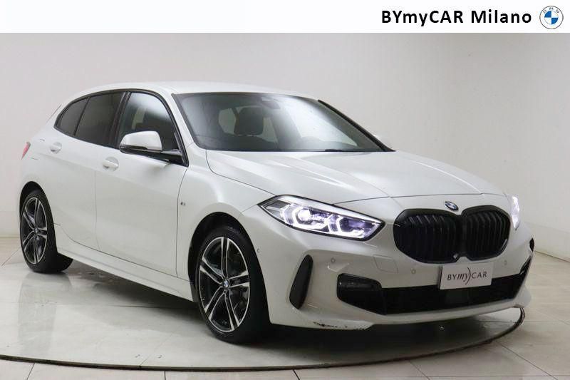 BMW Serie 1 118d Msport auto https://cdn.bymycar.eu/it-bo/assets/images/vehicles/vo/4676/BMW-SERIE-1-F40-jpg-5.jpg