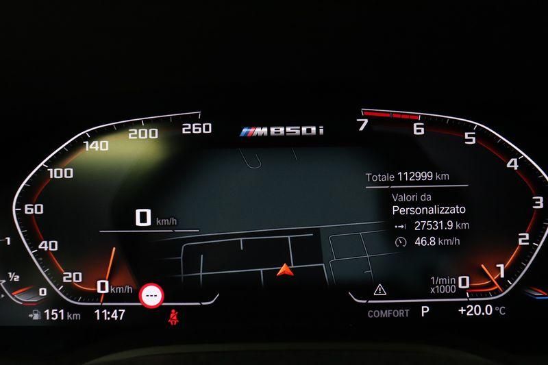BMW Serie 8 M 850i Coupe xdrive auto https://cdn.bymycar.eu/it-bo/assets/images/vehicles/vo/4682/BMW-SERIE-8-G15-2018-jpg-12.jpg