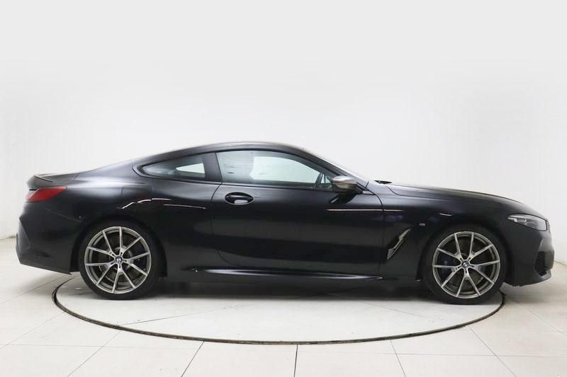 BMW Serie 8 M 850i Coupe xdrive auto https://cdn.bymycar.eu/it-bo/assets/images/vehicles/vo/4682/BMW-SERIE-8-G15-2018-jpg-6.jpg