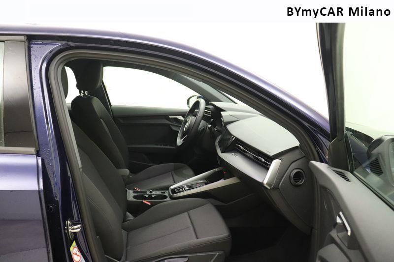 Audi A3 A3 Sportback 35 1.5 tfsi mhev S line edition s-tronic https://cdn.bymycar.eu/it-bo/assets/images/vehicles/vo/4686/AUDI-A3-IV-2020-SPORTBACK-jpg-8.jpg