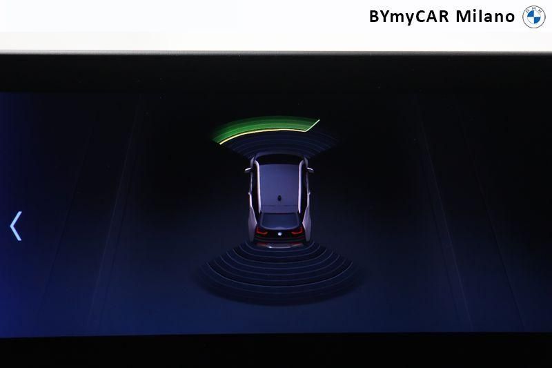 BMW i3 i3 120Ah Advantage https://cdn.bymycar.eu/it-bo/assets/images/vehicles/vo/4689/BMW-I3-2018-jpg-7.jpg