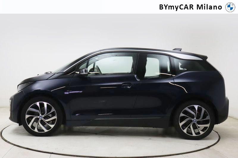 BMW i3 i3 120Ah Advantage https://cdn.bymycar.eu/it-bo/assets/images/vehicles/vo/4690/BMW-I3-2018-jpg-12.jpg