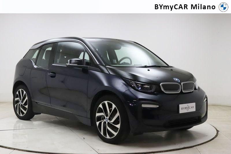 BMW i3 i3 120Ah Advantage https://cdn.bymycar.eu/it-bo/assets/images/vehicles/vo/4690/BMW-I3-2018-jpg-17.jpg