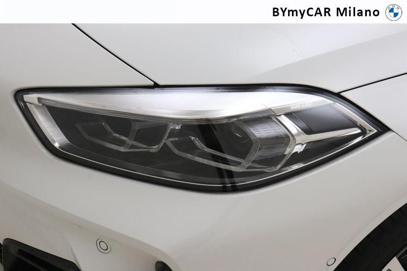 BMW Serie 1 118d Msport auto https://cdn.bymycar.eu/it-bo/assets/images/vehicles/vo/4693/BMW-SERIE-1-F40-jpg-10.jpg