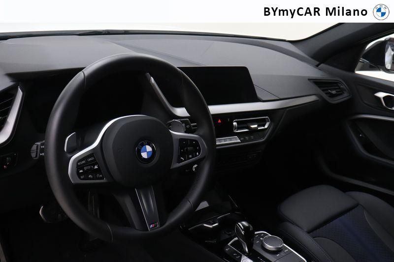 BMW Serie 1 118d Msport auto https://cdn.bymycar.eu/it-bo/assets/images/vehicles/vo/4693/BMW-SERIE-1-F40-jpg-11.jpg